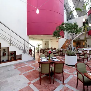 hotel-fiesta-inn-mazatlan.mazatlan-hotels.com/